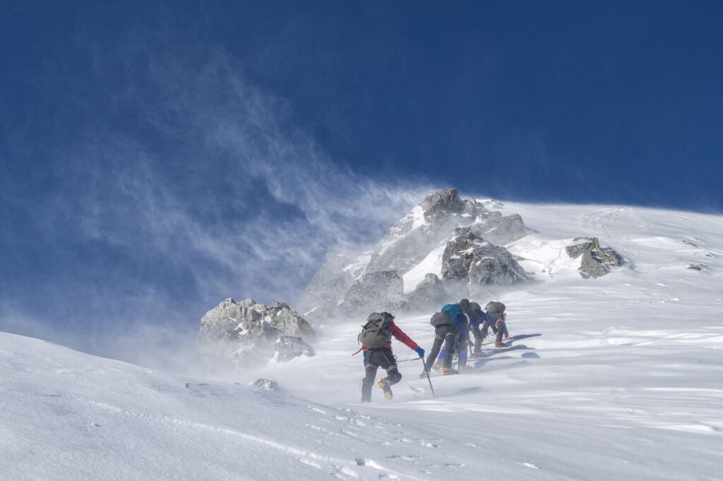 Bergsteiger beim Aufstieg