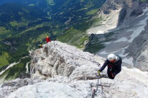 Klettersteige sind eine alpine Herausforderung