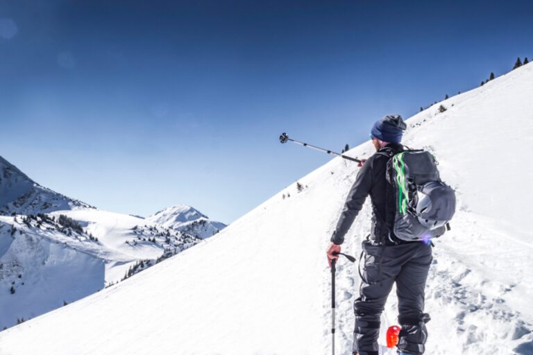 Mache einen Skitourenkurs & lerne von Experten