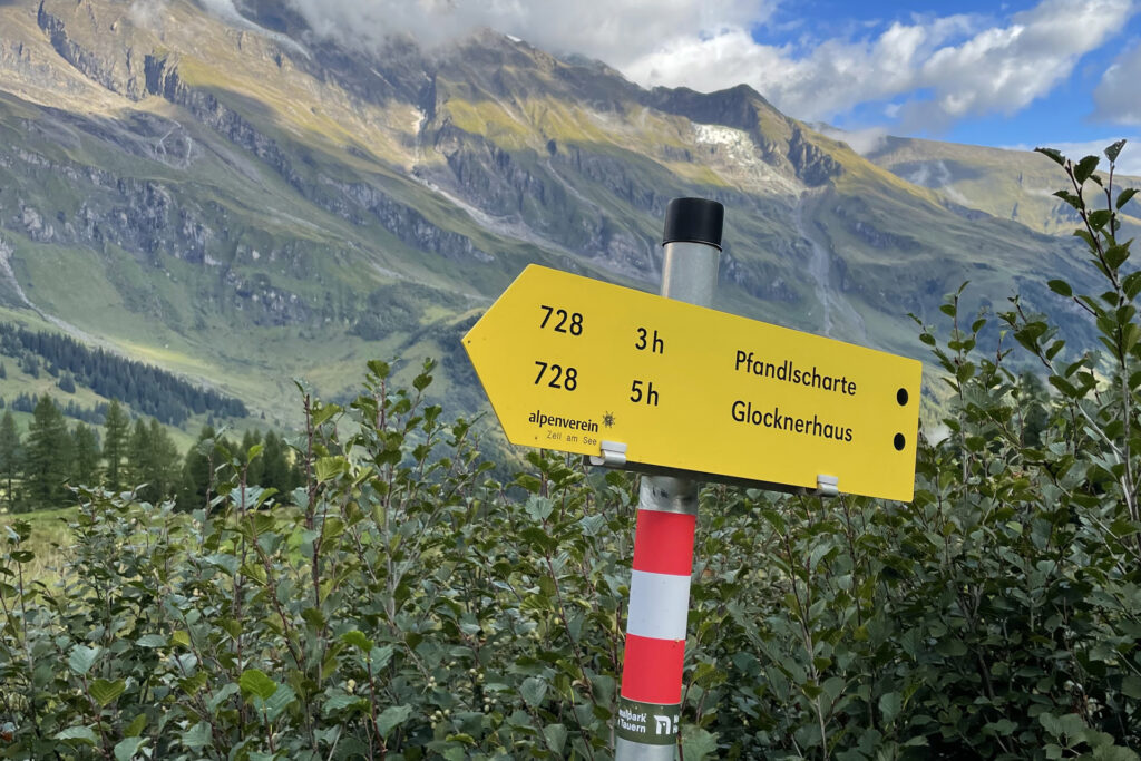 Beschilderung auf der Alpenüberquerung